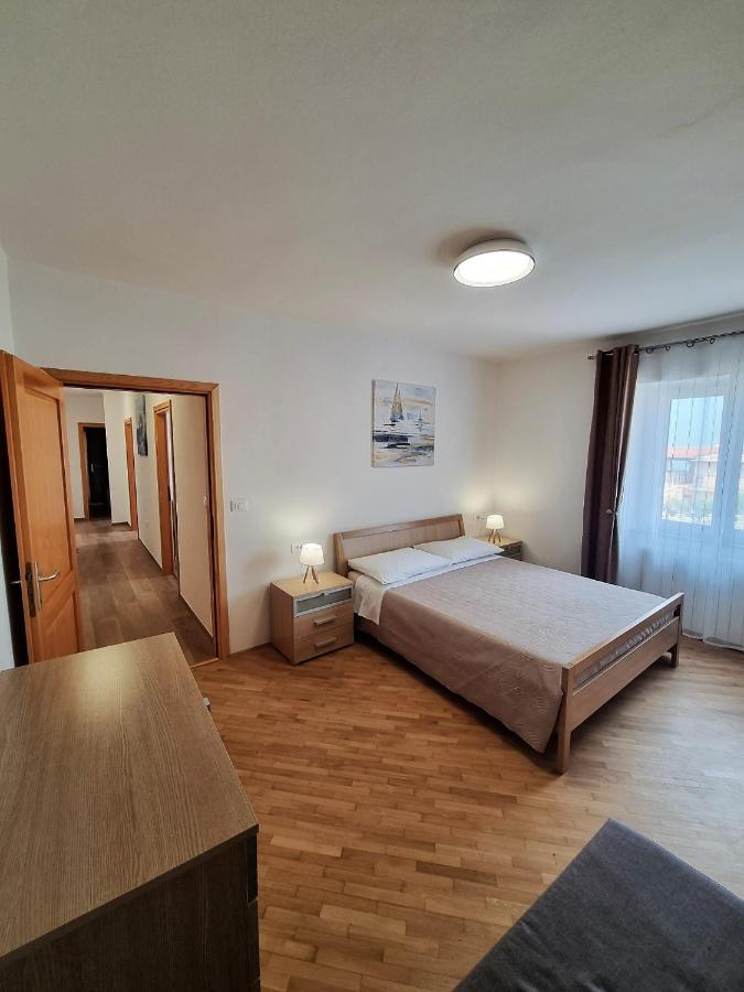 Apartments Valentina Umag Exteriör bild